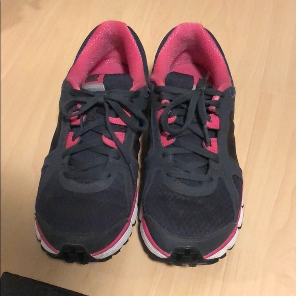 Nike Dual Fusion ST2 - Picture 4 of 9